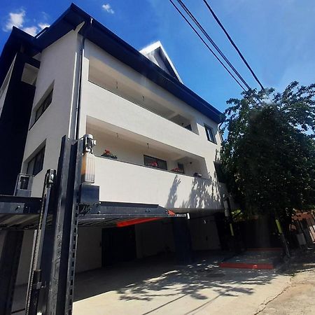 White Flat Apartment Bucureşti Exterior foto