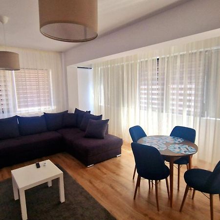 White Flat Apartment Bucureşti Exterior foto