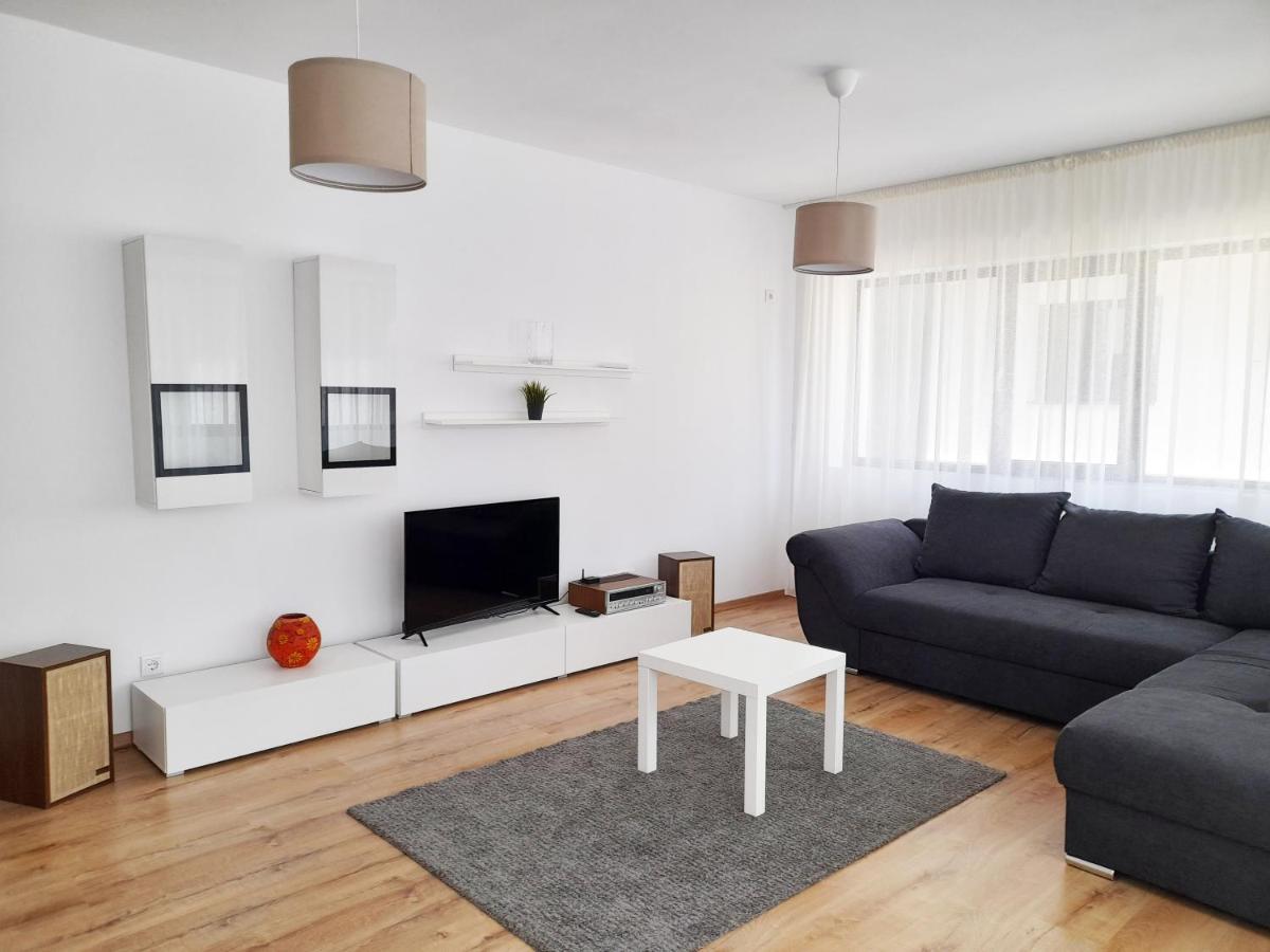 White Flat Apartment Bucureşti Exterior foto