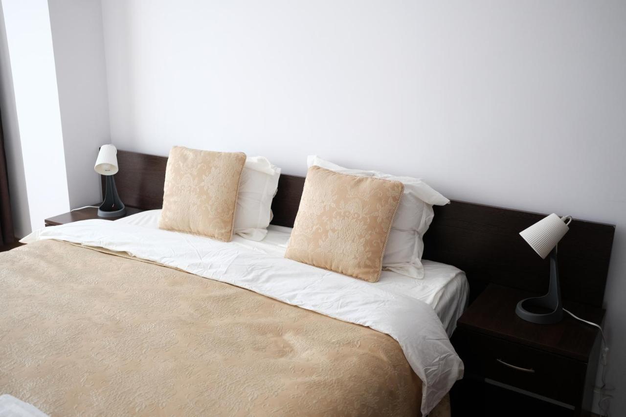 White Flat Apartment Bucureşti Exterior foto