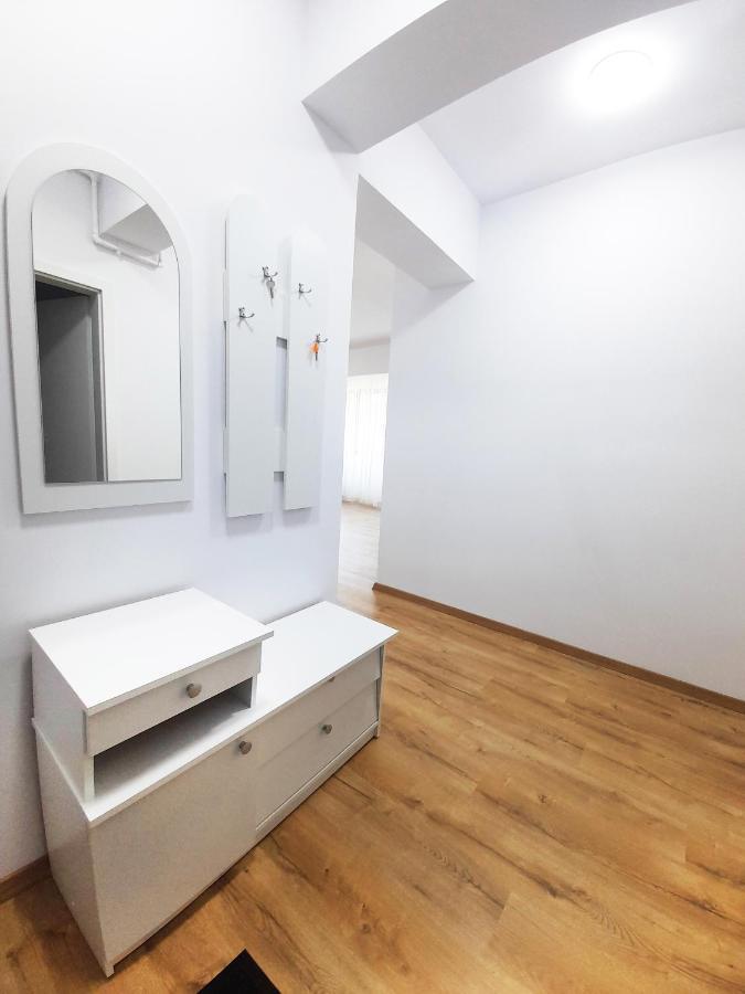 White Flat Apartment Bucureşti Exterior foto