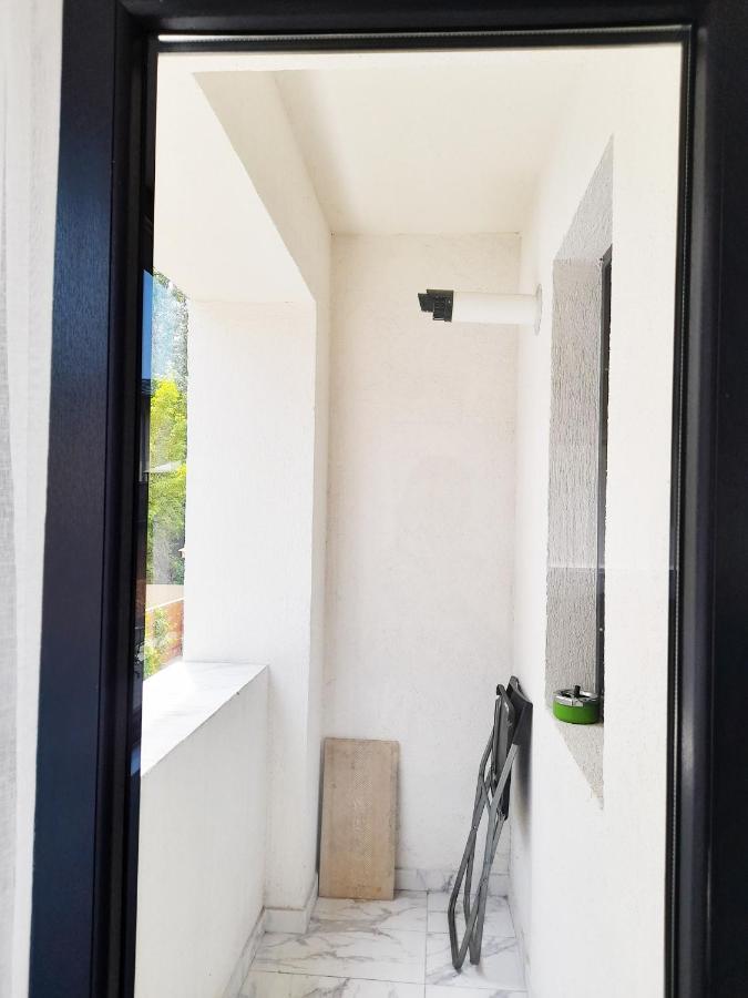 White Flat Apartment Bucureşti Exterior foto